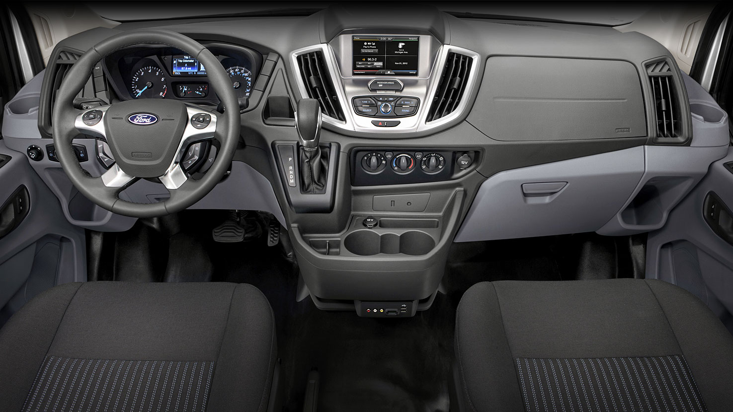 Ford Cargo 2015