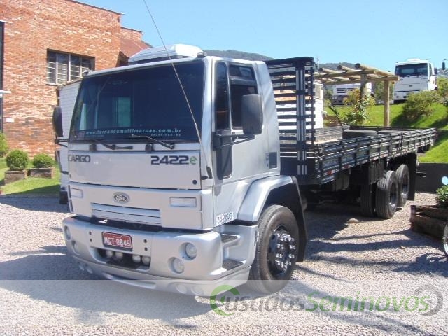 Ford Cargo 2422