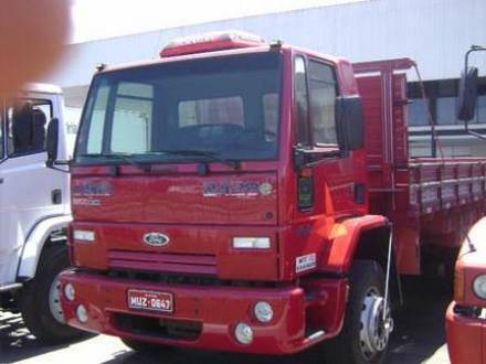 Ford Cargo 2428