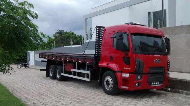Ford Cargo 2429