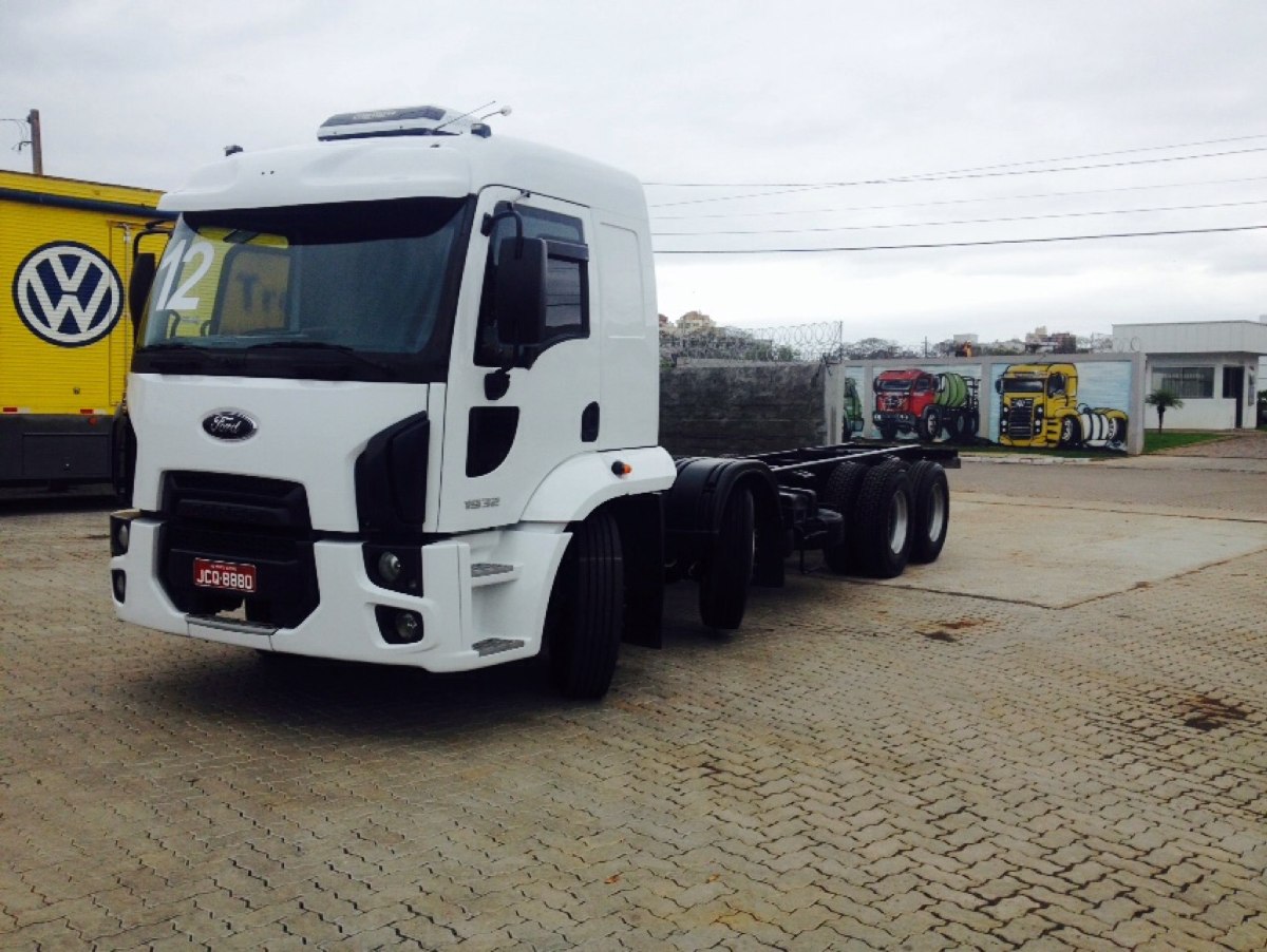 Ford Cargo 2429