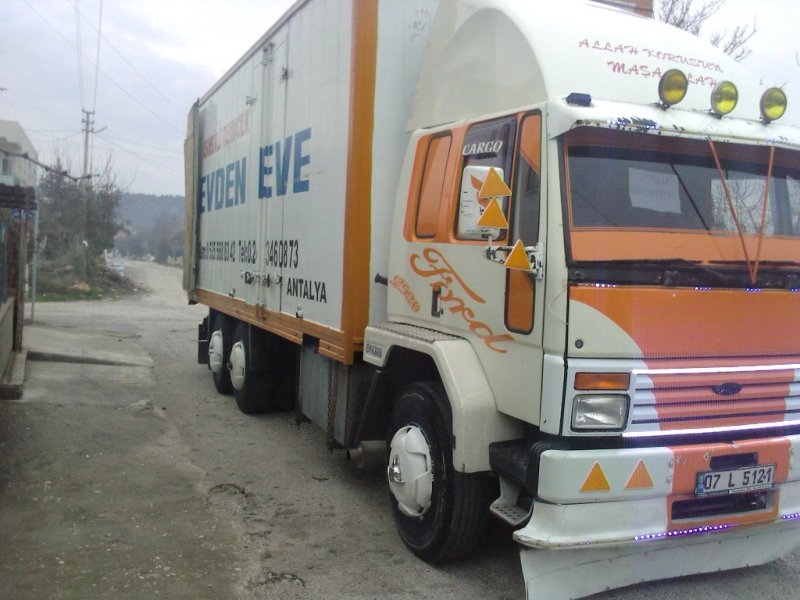 Ford Cargo 2520