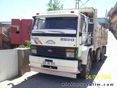 Ford Cargo 2520