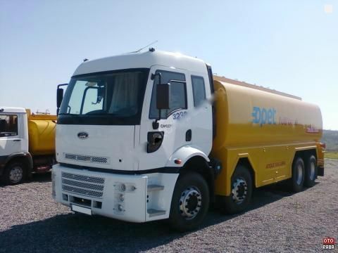 Ford Cargo 3230