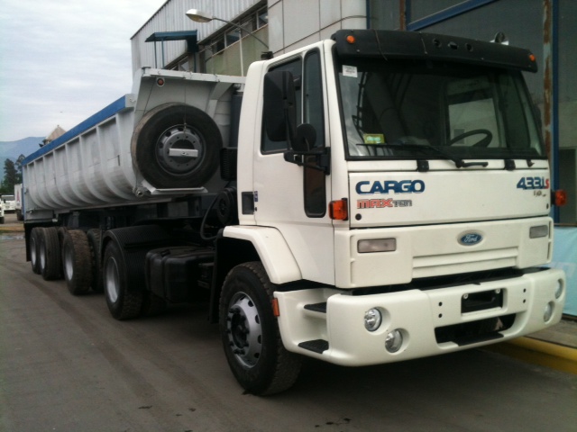 Ford Cargo 4331