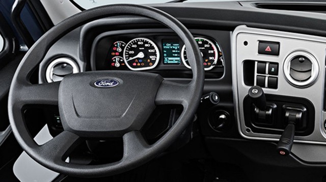 Ford Cargo 6x4