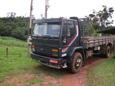 Ford Cargo A Venda