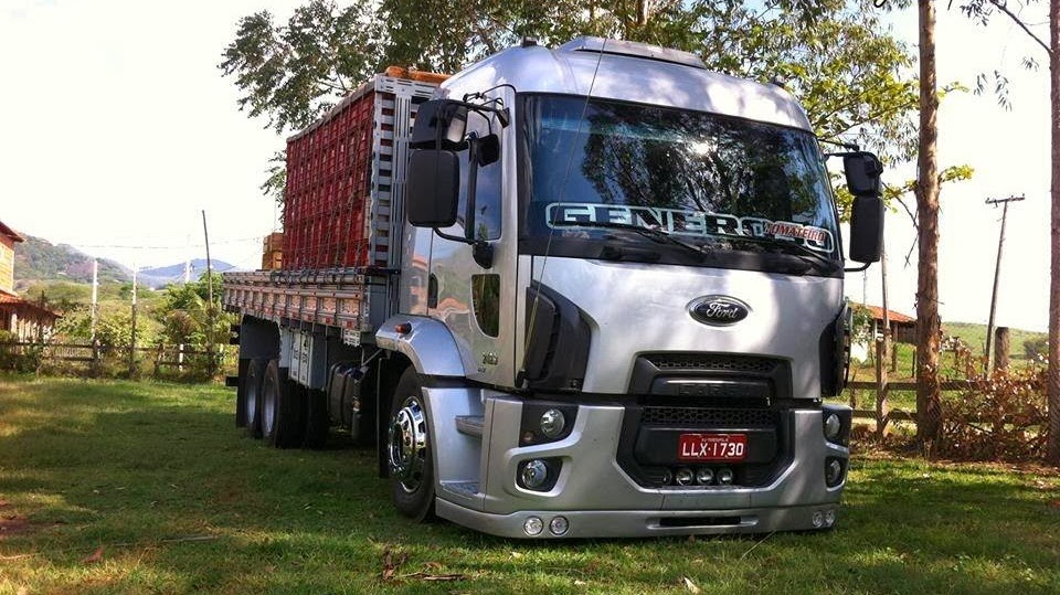 Ford Cargo A Venda
