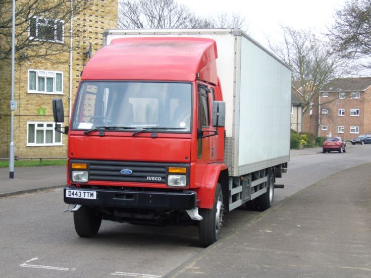 Ford Cargo Cab