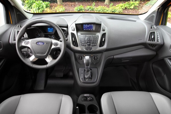 Ford Cargo Van 2015