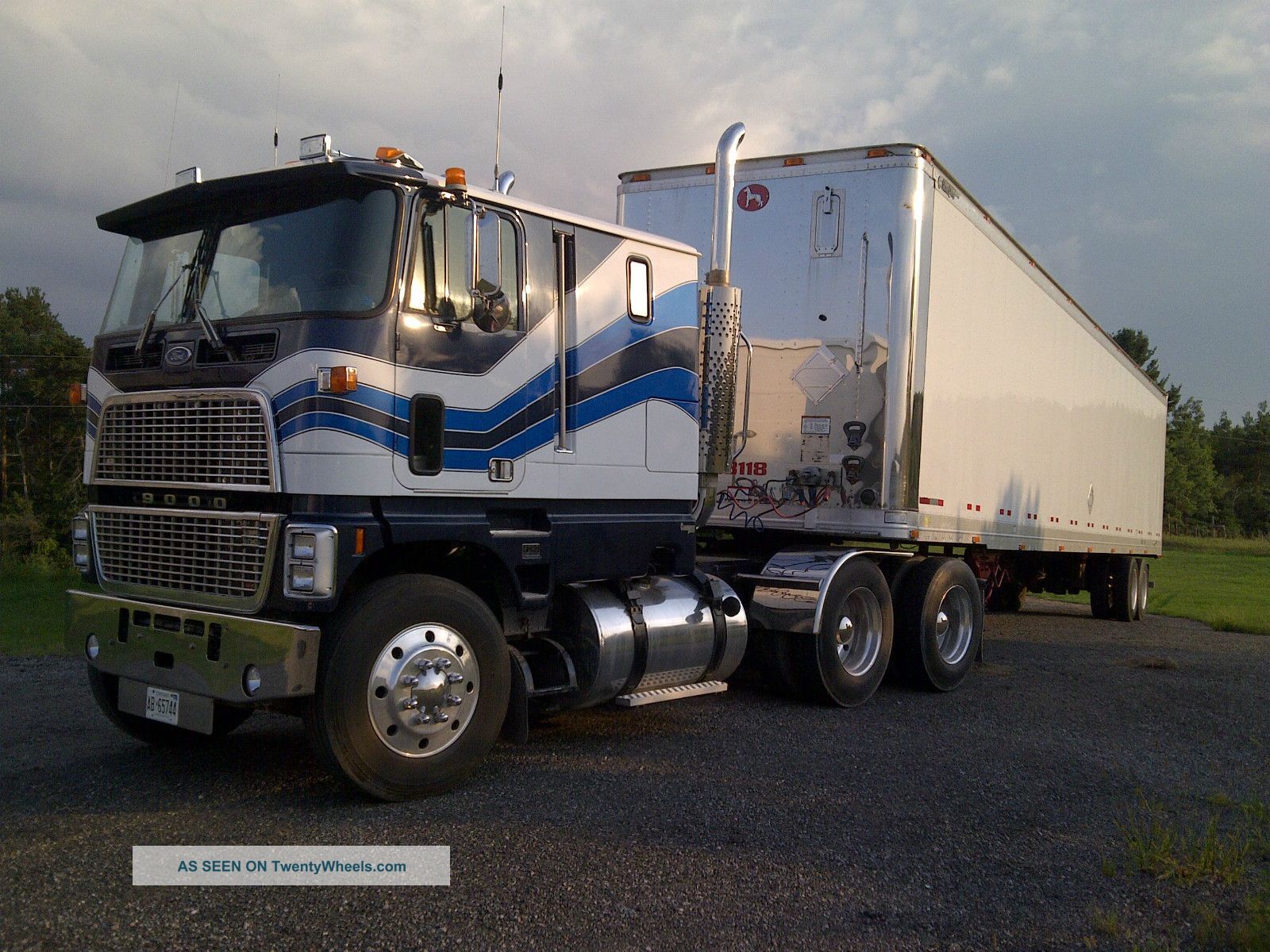 Ford Cl9000