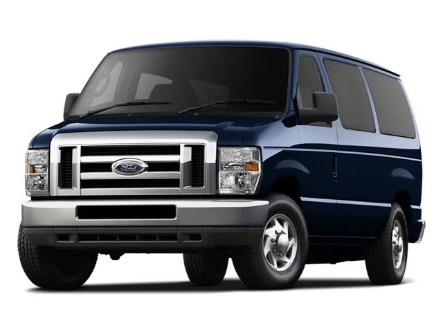 Ford Club Wagon 12 Seater