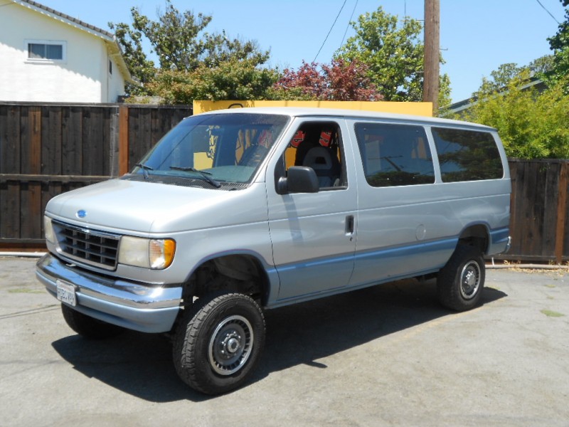 Ford Club Wagon 1994