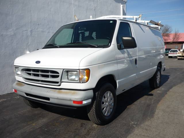 Ford Club Wagon 1996