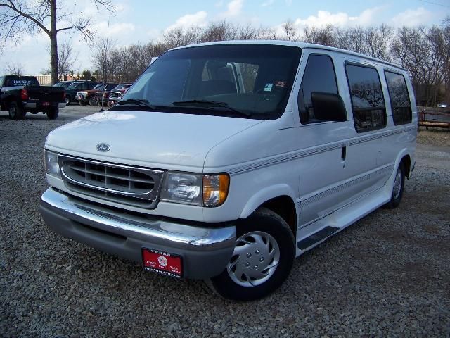 Ford Club Wagon 1996