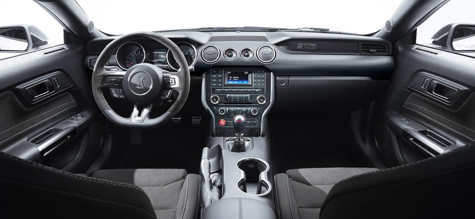 Ford Cobra 2015