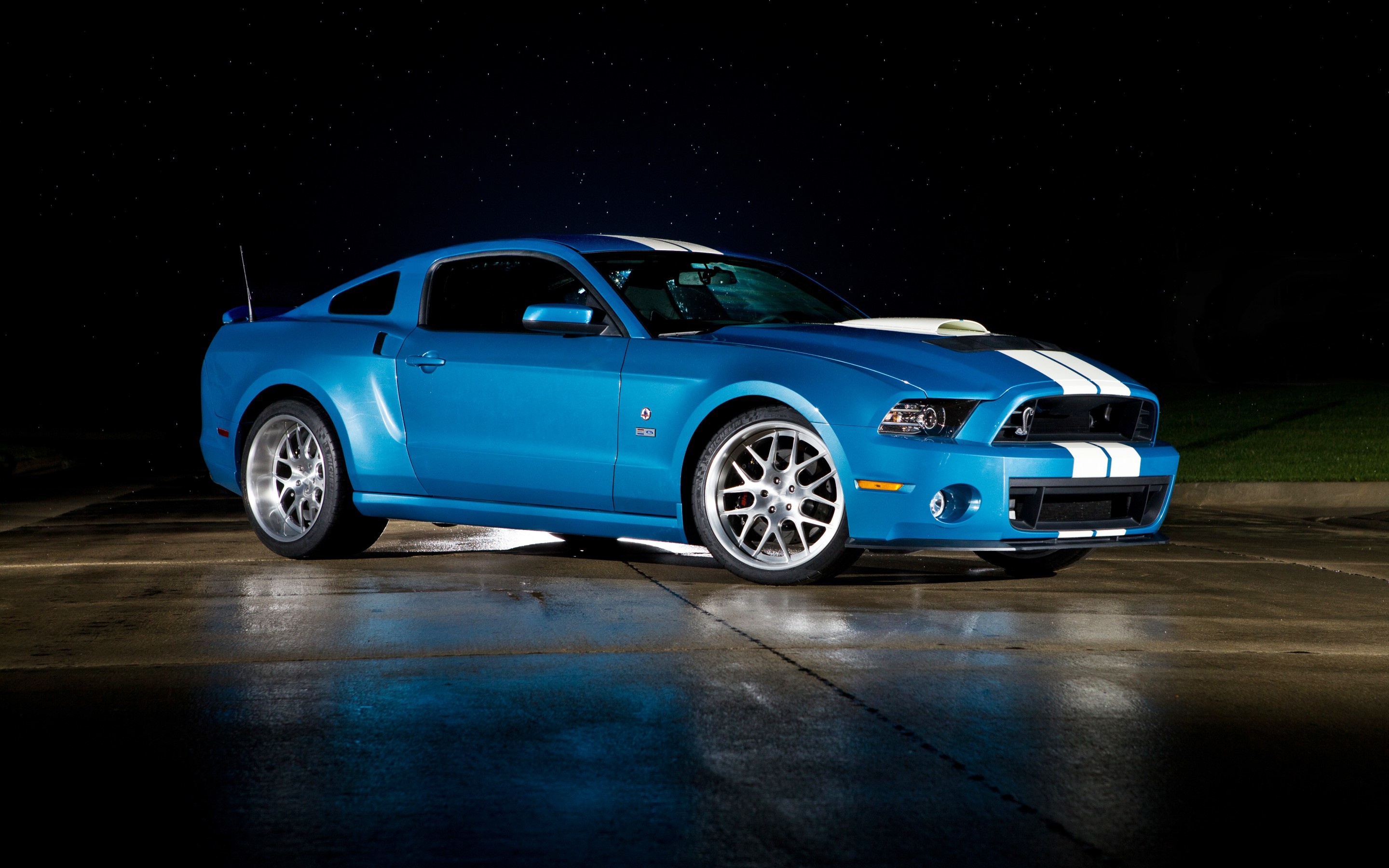 Ford Cobra Gt500