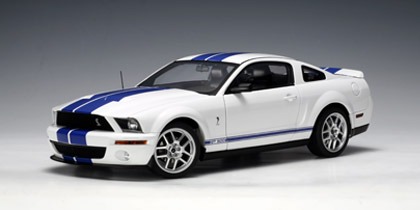 Ford Cobra Gt500