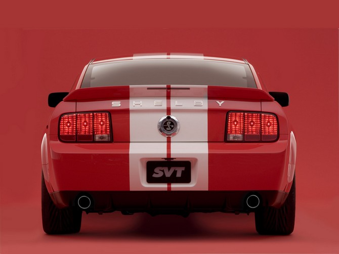 Ford Cobra Gt500