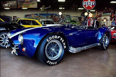 Ford Cobra V8