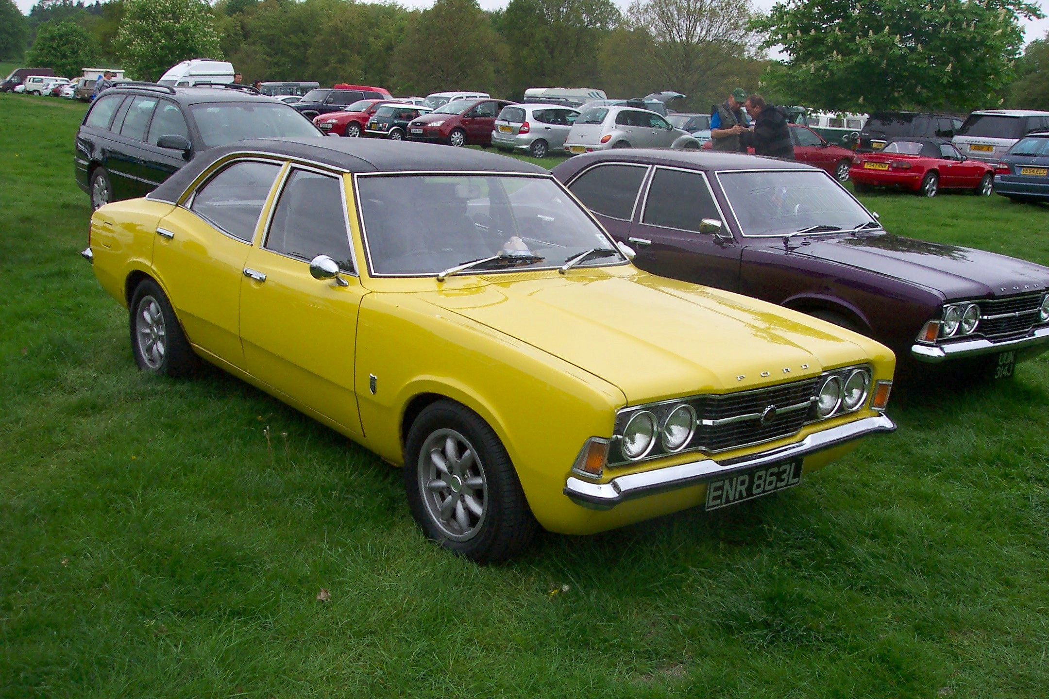 Ford Cortina 2000e