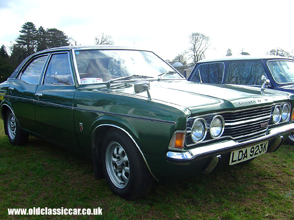 Ford Cortina 2000e
