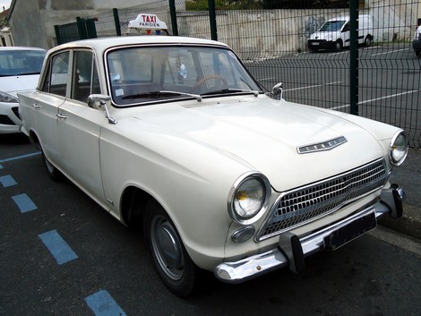 Ford Cortina Consul