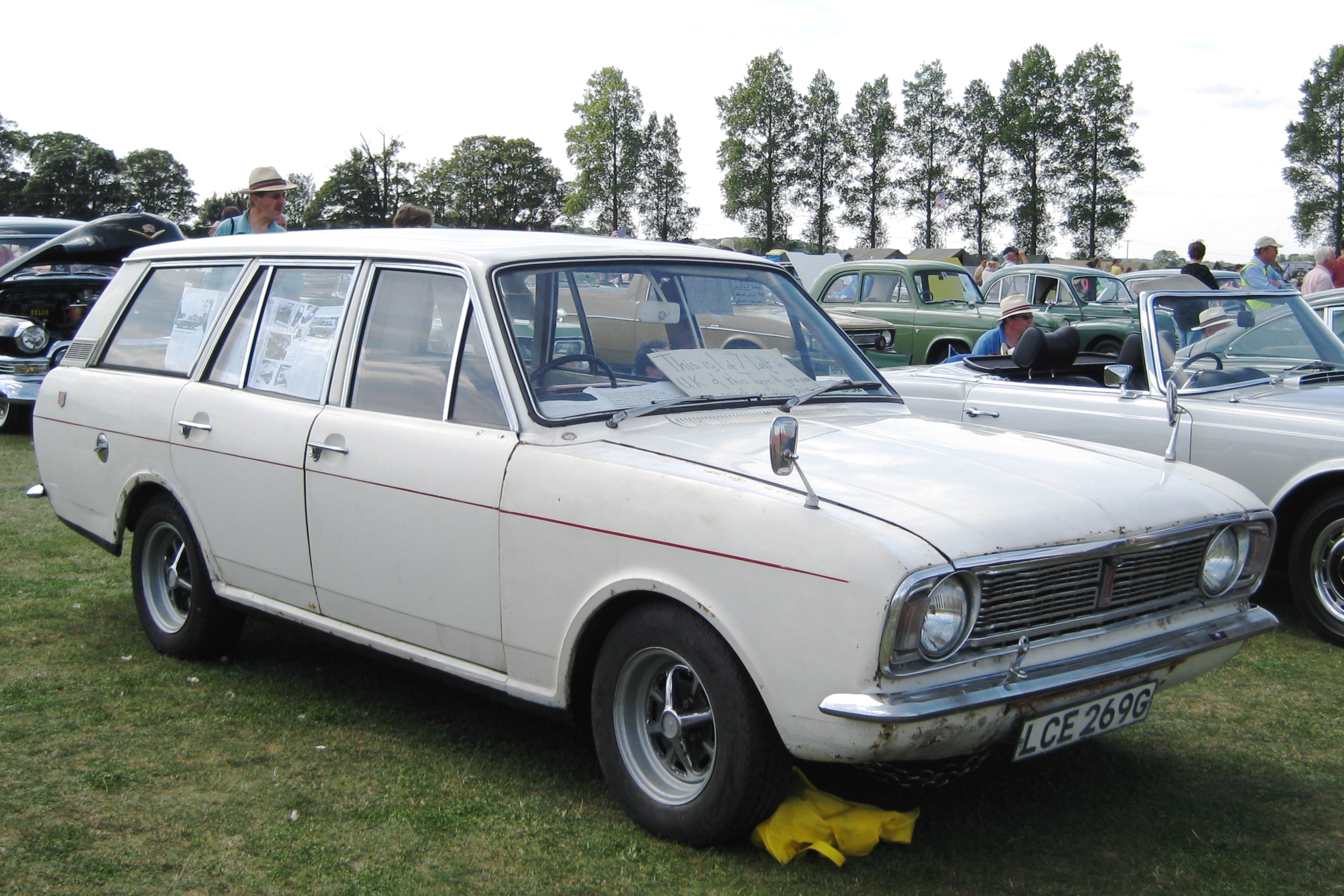 Ford Cortina Station Wagon