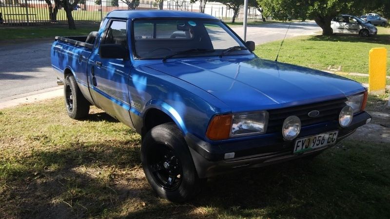 Ford Cortina V6