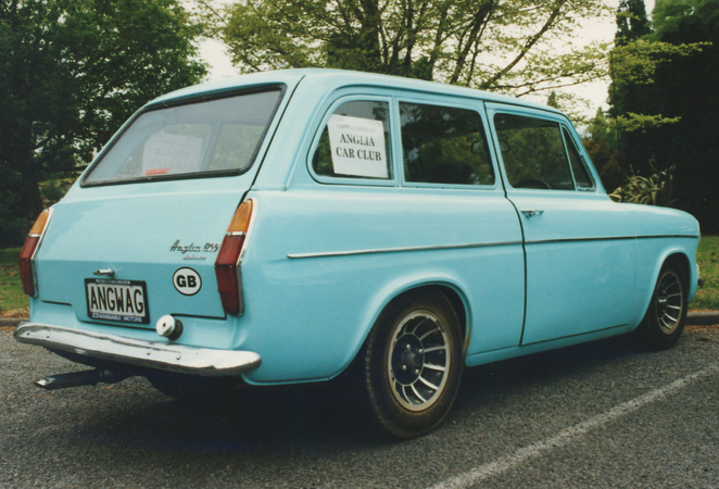 Ford Cortina Wagon