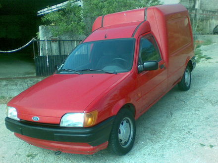Ford Courier 1.8 D Ford Courier 1.8 D