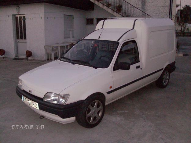 Ford Courier 1.8 D