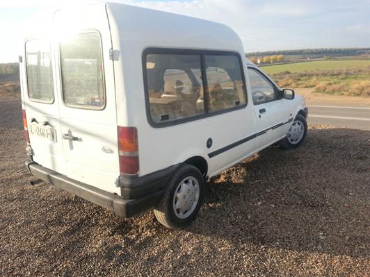 Ford Courier 1.8 D