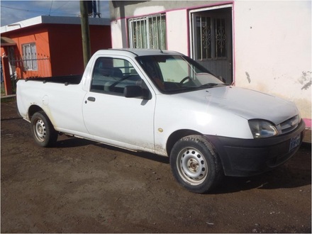Ford Courier 2002