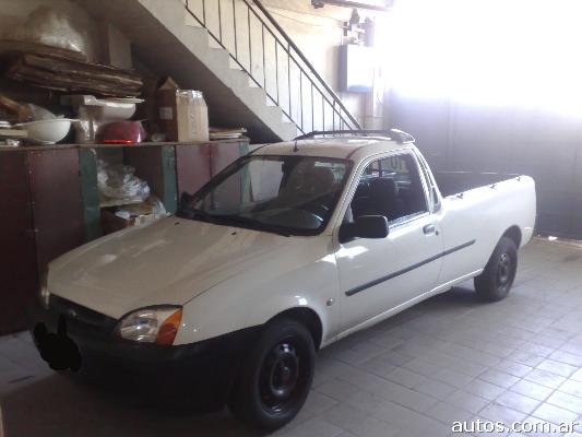 Ford Courier 2004