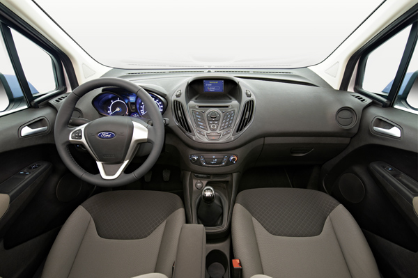 Ford Courier 2015