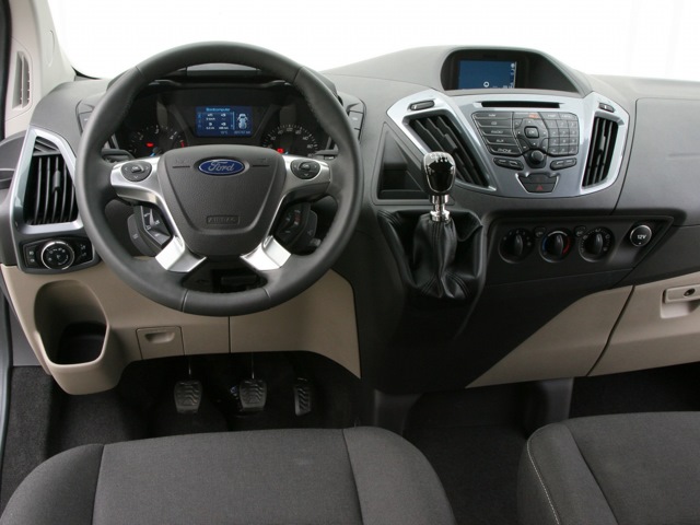 Ford Custom 2015