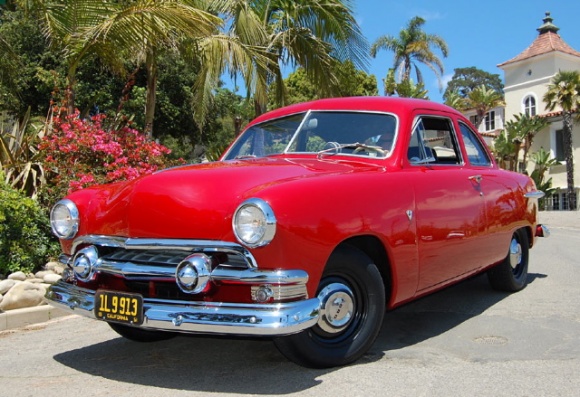 Ford Custom Deluxe