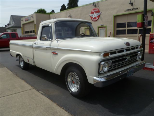 Ford Custom F100