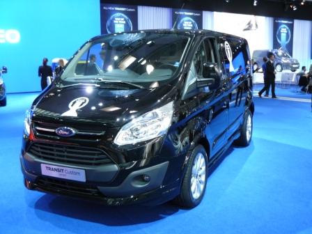 Ford Custom Sport Van