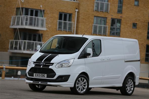 Ford Custom Sport Van