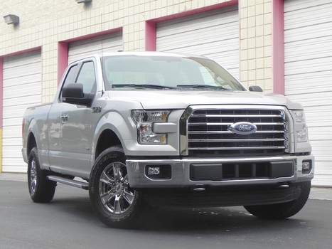 Ford E-150 Pickup