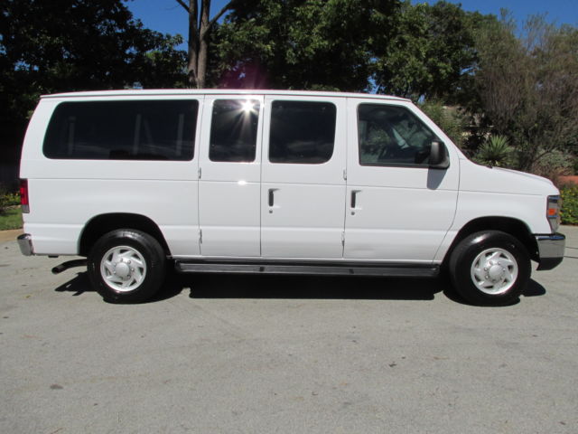 Ford E350 12 Passenger Van