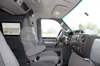 Ford E350 15 Passenger Van