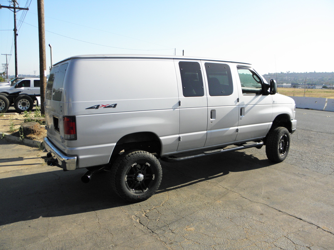 Ford E350 4wd