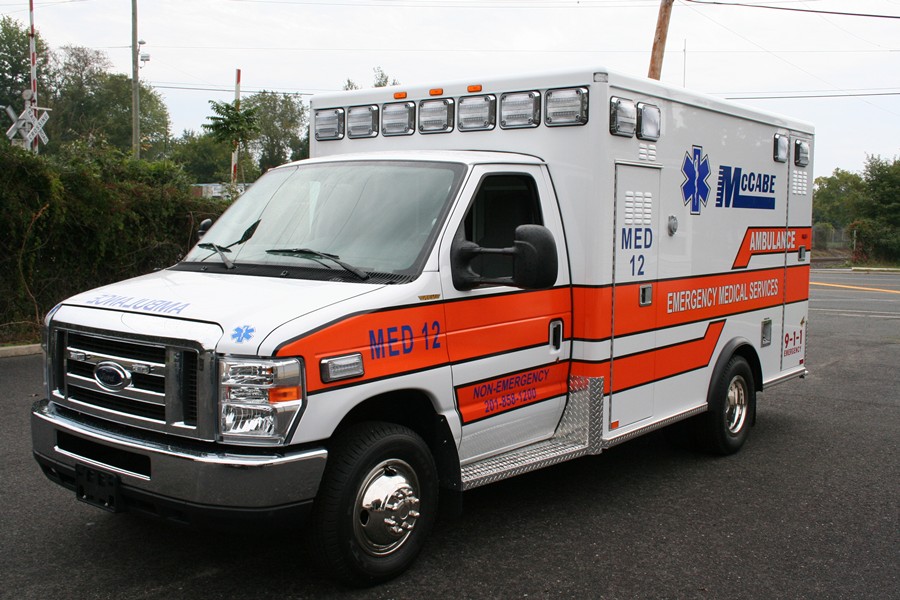 Ford E350 Ambulance