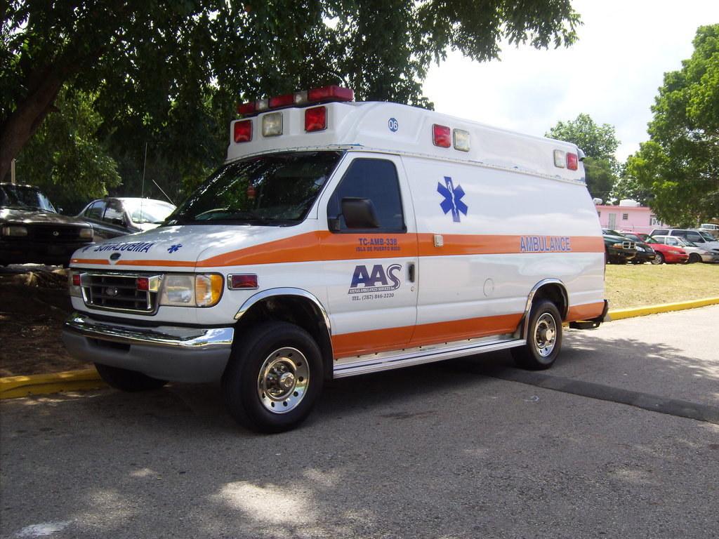Ford E350 Ambulance