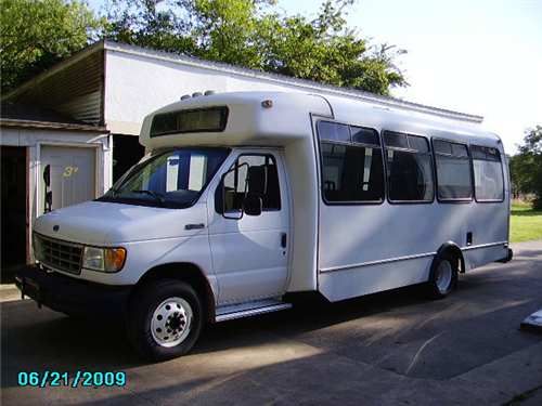 Ford E350 Bus