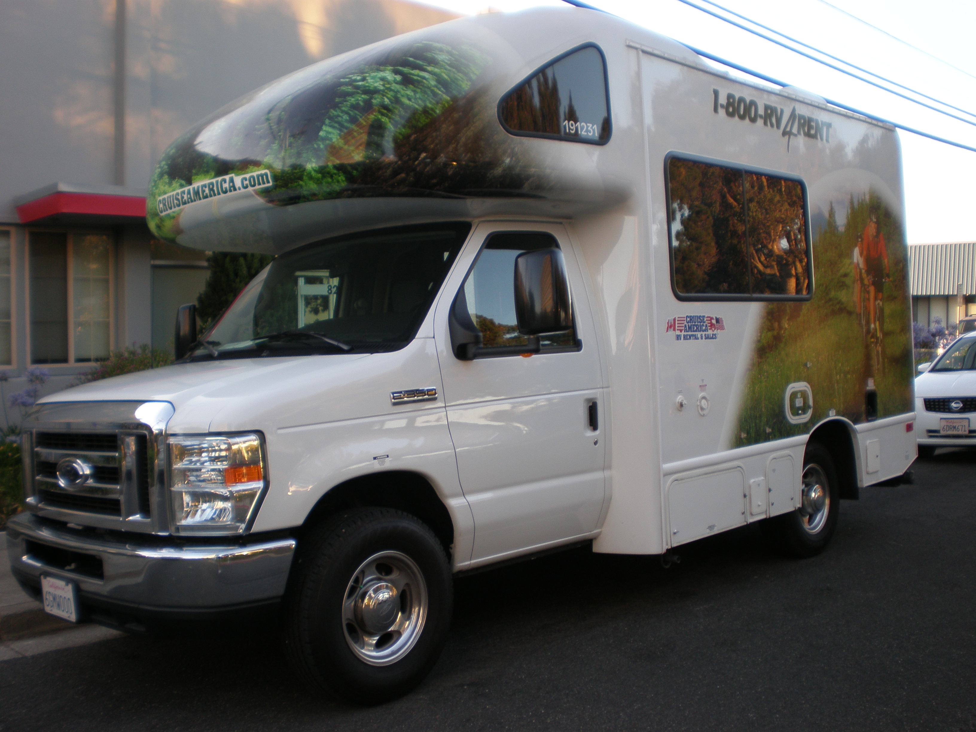 Ford E350 Bus