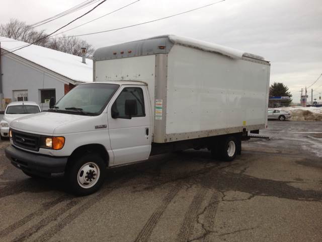 Ford E350 Cube Van Ford E350 Cube Van